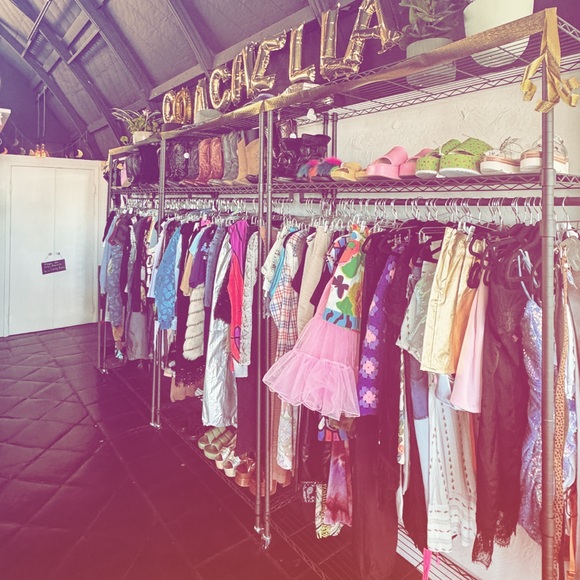 Tutu skirt from Palm Prings ! - Picture 2 of 2